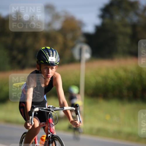 01.09.2024 - 17. Tribühne Triathlon H.Heesch http://msf.ph/oto/6938157 01.09.2024 09:43:23 Radfahren 80, 95, 123 meine-sportfotos.de