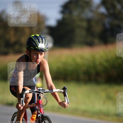 01.09.2024 - 17. Tribühne Triathlon H.Heesch http://msf.ph/oto/6938163 01.09.2024 09:43:23 Radfahren 80, 95, 123 meine-sportfotos.de