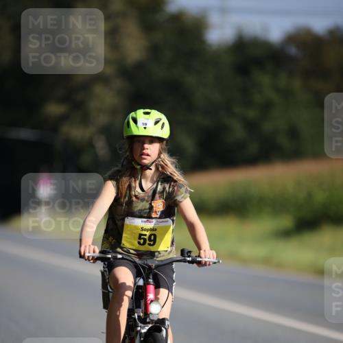 01.09.2024 - 17. Tribühne Triathlon H.Heesch http://msf.ph/oto/6938632 01.09.2024 10:05:28 Radfahren 59 meine-sportfotos.de