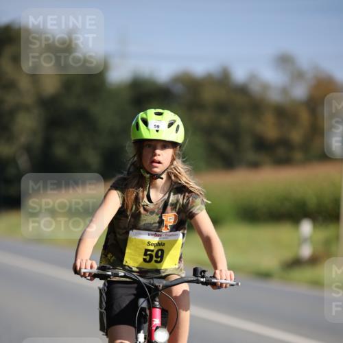01.09.2024 - 17. Tribühne Triathlon H.Heesch http://msf.ph/oto/6938656 01.09.2024 10:05:29 Radfahren 59 meine-sportfotos.de
