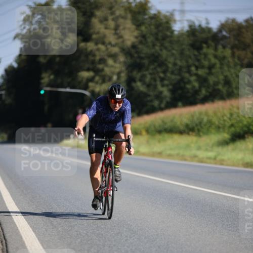 01.09.2024 - 17. Tribühne Triathlon H.Heesch http://msf.ph/oto/6938754 01.09.2024 10:26:04 Radfahren 1077 meine-sportfotos.de