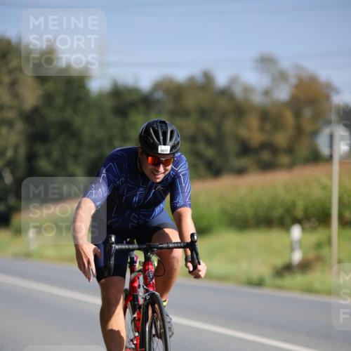 01.09.2024 - 17. Tribühne Triathlon H.Heesch http://msf.ph/oto/6938792 01.09.2024 10:26:05 Radfahren 1077 meine-sportfotos.de