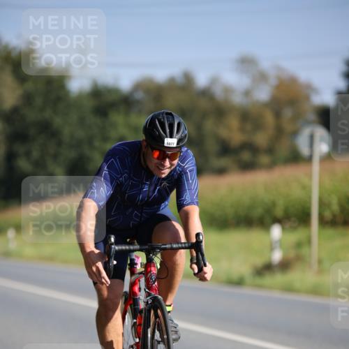 01.09.2024 - 17. Tribühne Triathlon H.Heesch http://msf.ph/oto/6938797 01.09.2024 10:26:05 Radfahren 1077 meine-sportfotos.de