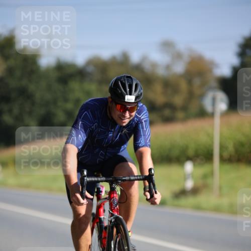 01.09.2024 - 17. Tribühne Triathlon H.Heesch http://msf.ph/oto/6938801 01.09.2024 10:26:05 Radfahren 1077 meine-sportfotos.de