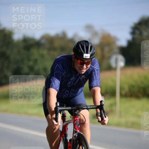 01.09.2024 - 17. Tribühne Triathlon H.Heesch http://msf.ph/oto/6938807 01.09.2024 10:26:05 Radfahren 1077 meine-sportfotos.de