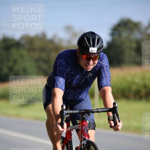 01.09.2024 - 17. Tribühne Triathlon H.Heesch http://msf.ph/oto/6938811 01.09.2024 10:26:05 Radfahren 1077 meine-sportfotos.de