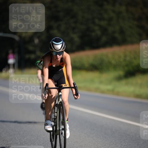 01.09.2024 - 17. Tribühne Triathlon H.Heesch http://msf.ph/oto/6940896 01.09.2024 10:42:14 Radfahren 254, 266 meine-sportfotos.de