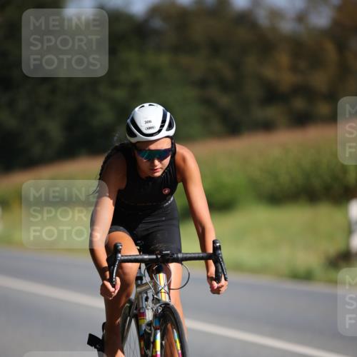 01.09.2024 - 17. Tribühne Triathlon H.Heesch http://msf.ph/oto/6940962 01.09.2024 10:42:25 Radfahren 205, 247, 306 meine-sportfotos.de