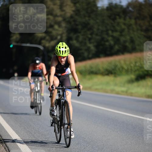 01.09.2024 - 17. Tribühne Triathlon H.Heesch http://msf.ph/oto/6941025 01.09.2024 10:42:40 Radfahren 251, 253, 273, 274 meine-sportfotos.de