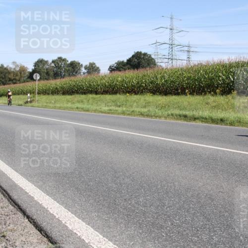 01.09.2024 - 17. Tribühne Triathlon H.Heesch http://msf.ph/oto/6942159 01.09.2024 11:02:04 Radfahren 348 meine-sportfotos.de