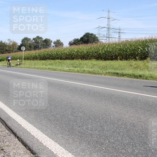 01.09.2024 - 17. Tribühne Triathlon H.Heesch http://msf.ph/oto/6942173 01.09.2024 11:03:25 Radfahren 335, 339, 394, 433 meine-sportfotos.de