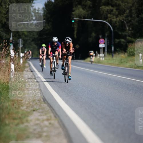 01.09.2024 - 17. Tribühne Triathlon H.Heesch http://msf.ph/oto/6942310 01.09.2024 11:19:25 Radfahren 336, 431, 433, 1479 meine-sportfotos.de