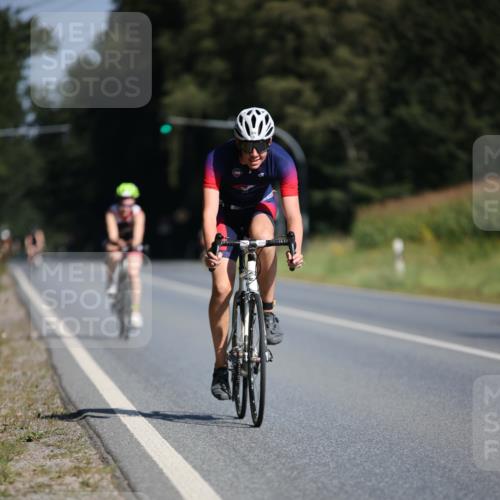 01.09.2024 - 17. Tribühne Triathlon H.Heesch http://msf.ph/oto/6942334 01.09.2024 11:19:28 Radfahren 336, 431, 1479 meine-sportfotos.de