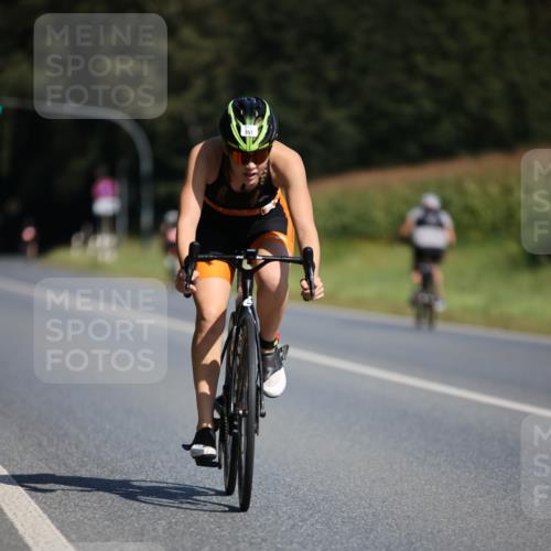 01.09.2024 - 17. Tribühne Triathlon H.Heesch http://msf.ph/oto/6943112 01.09.2024 11:30:09 Radfahren 357, 425, 461, 532, 539 meine-sportfotos.de
