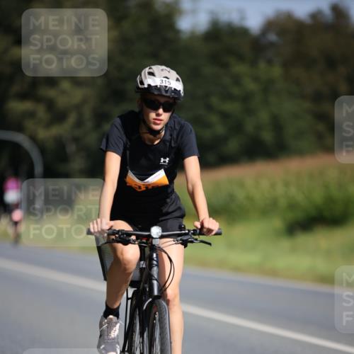 01.09.2024 - 17. Tribühne Triathlon H.Heesch http://msf.ph/oto/6943517 01.09.2024 11:32:42 Radfahren 315, 334, 468, 482 meine-sportfotos.de