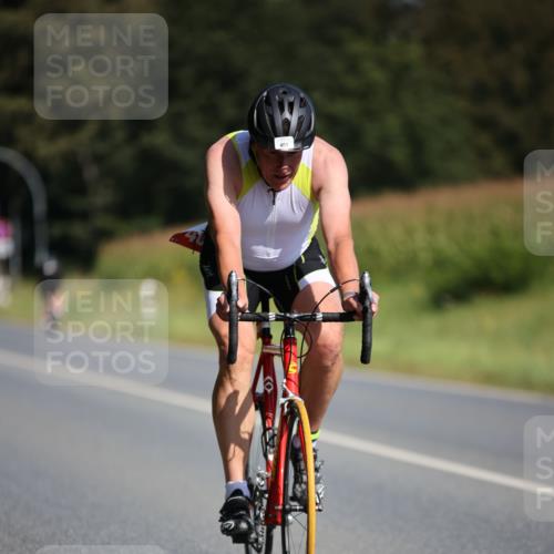 01.09.2024 - 17. Tribühne Triathlon H.Heesch http://msf.ph/oto/6943554 01.09.2024 11:33:04 Radfahren 328, 401, 541, 542 meine-sportfotos.de