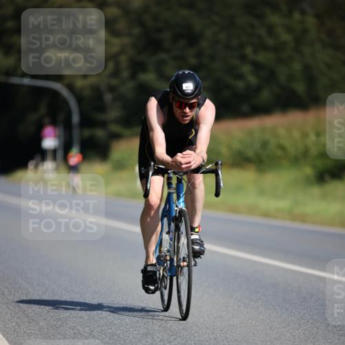 01.09.2024 - 17. Tribühne Triathlon H.Heesch http://msf.ph/oto/6943629 01.09.2024 11:33:15 Radfahren 340, 443, 454, 501, 541, 543 meine-sportfotos.de