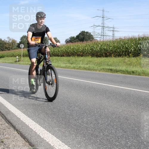 01.09.2024 - 17. Tribühne Triathlon H.Heesch http://msf.ph/oto/6943671 01.09.2024 11:37:50 Radfahren 364, 488, 542 meine-sportfotos.de