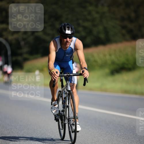 01.09.2024 - 17. Tribühne Triathlon H.Heesch http://msf.ph/oto/6943784 01.09.2024 11:34:35 Radfahren 348, 385, 387, 546 meine-sportfotos.de