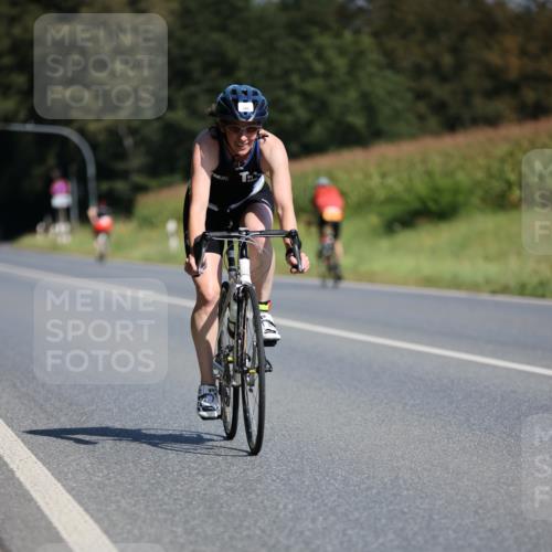 01.09.2024 - 17. Tribühne Triathlon H.Heesch http://msf.ph/oto/6943878 01.09.2024 11:35:03 Radfahren 324, 386, 451, 510 meine-sportfotos.de