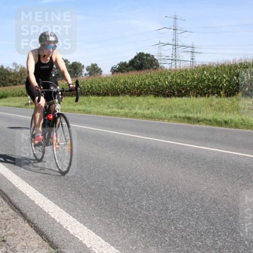 01.09.2024 - 17. Tribühne Triathlon H.Heesch http://msf.ph/oto/6943886 01.09.2024 11:41:50 Radfahren 456, 457, 528 meine-sportfotos.de