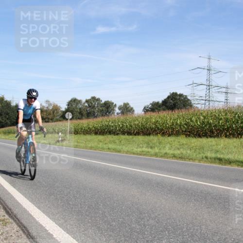 01.09.2024 - 17. Tribühne Triathlon H.Heesch http://msf.ph/oto/6944201 01.09.2024 11:48:22 Radfahren 503, 532, 572 meine-sportfotos.de