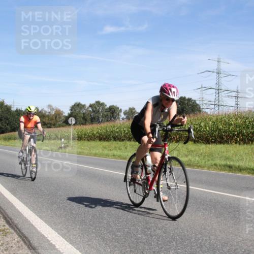 01.09.2024 - 17. Tribühne Triathlon H.Heesch http://msf.ph/oto/6944254 01.09.2024 11:49:22 Radfahren 393, 416, 459, 494 meine-sportfotos.de