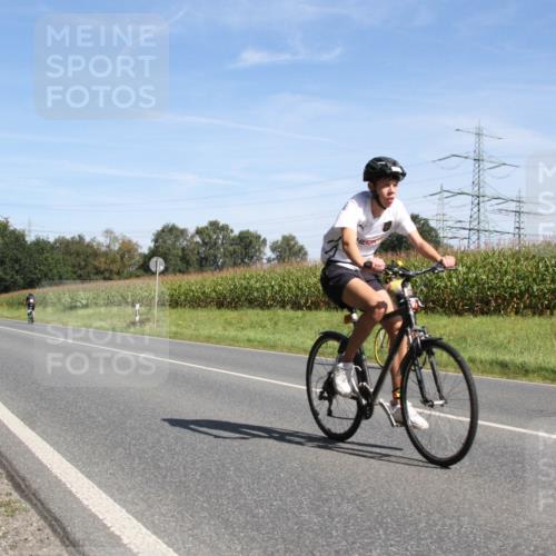 01.09.2024 - 17. Tribühne Triathlon H.Heesch http://msf.ph/oto/6944329 01.09.2024 11:51:11 Radfahren 334, 549, 624 meine-sportfotos.de