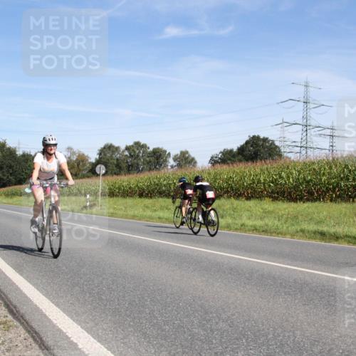 01.09.2024 - 17. Tribühne Triathlon H.Heesch http://msf.ph/oto/6944459 01.09.2024 11:53:12 Radfahren 473, 482, 514, 543, 584, 704 meine-sportfotos.de