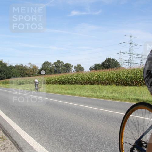 01.09.2024 - 17. Tribühne Triathlon H.Heesch http://msf.ph/oto/6944494 01.09.2024 11:53:40 Radfahren 398, 401, 501, 608, 693 meine-sportfotos.de