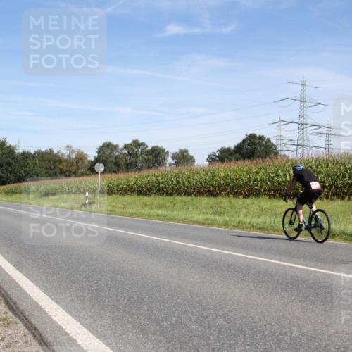 01.09.2024 - 17. Tribühne Triathlon H.Heesch http://msf.ph/oto/6944503 01.09.2024 11:53:54 Radfahren 177, 468, 488, 503, 550, 680 meine-sportfotos.de