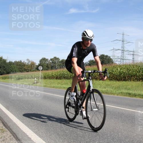 01.09.2024 - 17. Tribühne Triathlon H.Heesch http://msf.ph/oto/6944571 01.09.2024 11:54:53 Radfahren 474, 585, 679 meine-sportfotos.de
