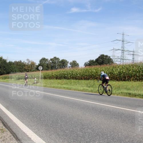 01.09.2024 - 17. Tribühne Triathlon H.Heesch http://msf.ph/oto/6944613 01.09.2024 11:55:39 Radfahren 515, 600, 601, 654 meine-sportfotos.de