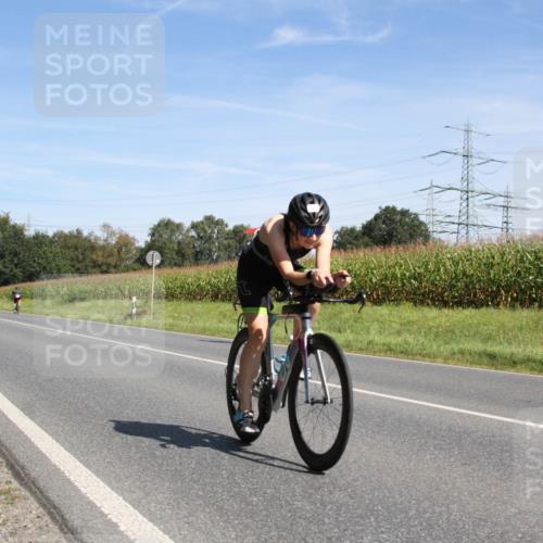 01.09.2024 - 17. Tribühne Triathlon H.Heesch http://msf.ph/oto/6944639 01.09.2024 11:56:08 Radfahren 455, 667 meine-sportfotos.de
