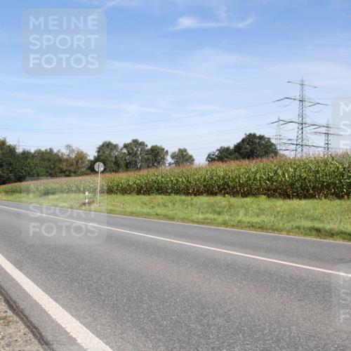 01.09.2024 - 17. Tribühne Triathlon H.Heesch http://msf.ph/oto/6944641 01.09.2024 11:56:17 Radfahren 449, 496, 546 meine-sportfotos.de
