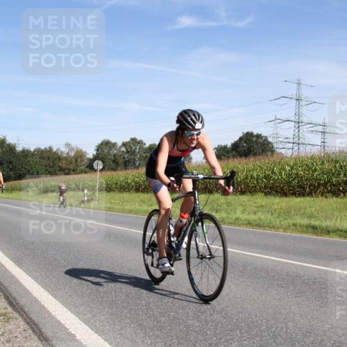 01.09.2024 - 17. Tribühne Triathlon H.Heesch http://msf.ph/oto/6944655 01.09.2024 11:56:32 Radfahren 504, 536, 551, 553, 612, 650 meine-sportfotos.de