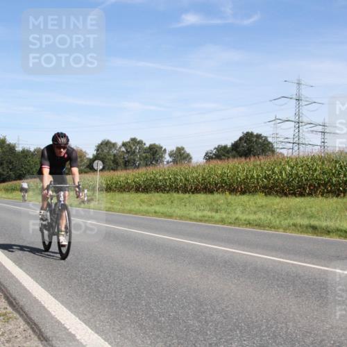 01.09.2024 - 17. Tribühne Triathlon H.Heesch http://msf.ph/oto/6944698 01.09.2024 11:57:22 Radfahren 480, 507, 593, 599 meine-sportfotos.de