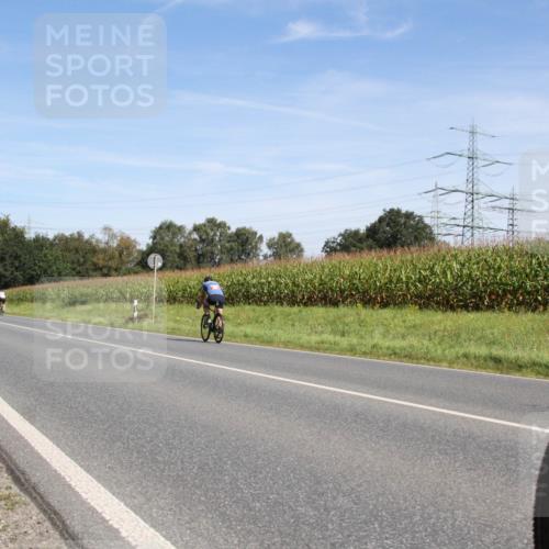 01.09.2024 - 17. Tribühne Triathlon H.Heesch http://msf.ph/oto/6944706 01.09.2024 11:57:24 Radfahren 480, 507, 593, 599 meine-sportfotos.de