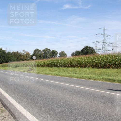 01.09.2024 - 17. Tribühne Triathlon H.Heesch http://msf.ph/oto/6944708 01.09.2024 11:57:34 Radfahren 534, 681 meine-sportfotos.de