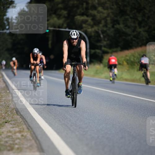 01.09.2024 - 17. Tribühne Triathlon H.Heesch http://msf.ph/oto/6944713 01.09.2024 11:38:09 Radfahren 360, 362, 390, 431, 463, 489, 553 meine-sportfotos.de