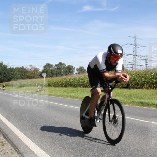01.09.2024 - 17. Tribühne Triathlon H.Heesch http://msf.ph/oto/6944714 01.09.2024 11:57:42 Radfahren 607, 651, 690 meine-sportfotos.de