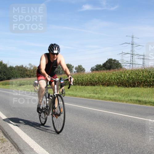 01.09.2024 - 17. Tribühne Triathlon H.Heesch http://msf.ph/oto/6944747 01.09.2024 11:58:11 Radfahren 452, 463, 511, 578, 676, 711 meine-sportfotos.de