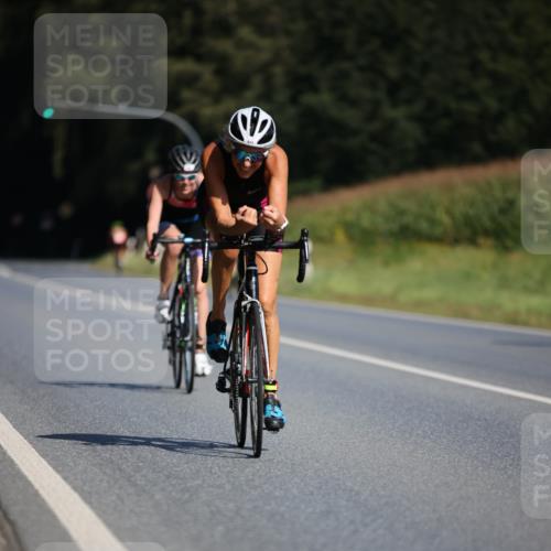 01.09.2024 - 17. Tribühne Triathlon H.Heesch http://msf.ph/oto/6944749 01.09.2024 11:38:11 Radfahren 360, 362, 390, 431, 463, 489, 498, 553 meine-sportfotos.de