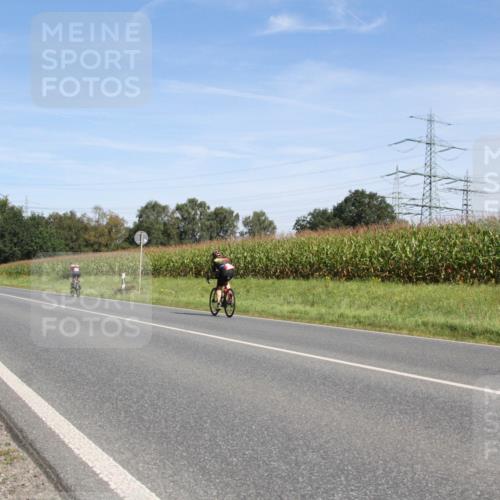 01.09.2024 - 17. Tribühne Triathlon H.Heesch http://msf.ph/oto/6944757 01.09.2024 11:58:18 Radfahren 484, 505, 520, 572, 578, 617, 676, 677 meine-sportfotos.de
