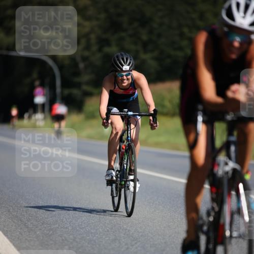 01.09.2024 - 17. Tribühne Triathlon H.Heesch http://msf.ph/oto/6944766 01.09.2024 11:38:12 Radfahren 360, 362, 390, 431, 463, 489, 498, 553 meine-sportfotos.de