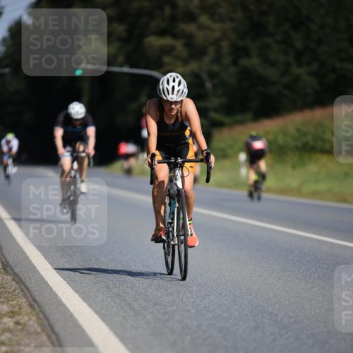 01.09.2024 - 17. Tribühne Triathlon H.Heesch http://msf.ph/oto/6944791 01.09.2024 11:38:18 Radfahren 360, 362, 463, 498, 525 meine-sportfotos.de