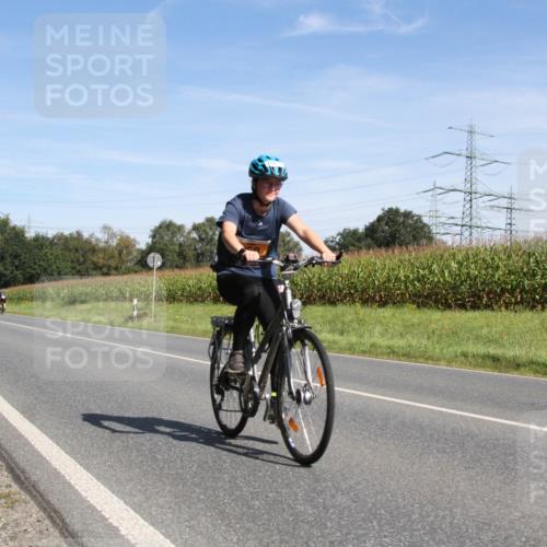 01.09.2024 - 17. Tribühne Triathlon H.Heesch http://msf.ph/oto/6944792 01.09.2024 11:58:45 Radfahren 360, 451, 491, 512, 524, 525, 569, 577, 580, 591, 629 meine-sportfotos.de