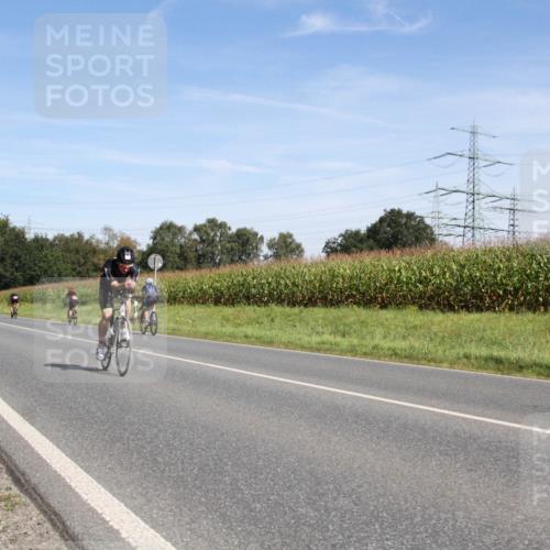 01.09.2024 - 17. Tribühne Triathlon H.Heesch http://msf.ph/oto/6944802 01.09.2024 11:58:50 Radfahren 360, 451, 491, 512, 513, 580, 591, 597 meine-sportfotos.de