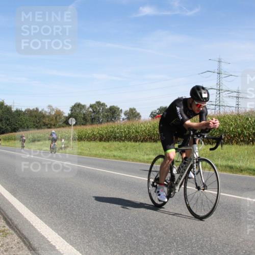 01.09.2024 - 17. Tribühne Triathlon H.Heesch http://msf.ph/oto/6944803 01.09.2024 11:58:50 Radfahren 360, 451, 491, 512, 513, 580, 591, 597 meine-sportfotos.de
