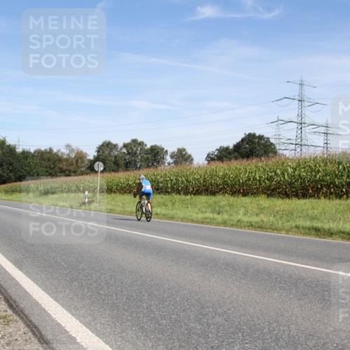01.09.2024 - 17. Tribühne Triathlon H.Heesch http://msf.ph/oto/6944840 01.09.2024 11:59:45 Radfahren 581, 665, 674 meine-sportfotos.de